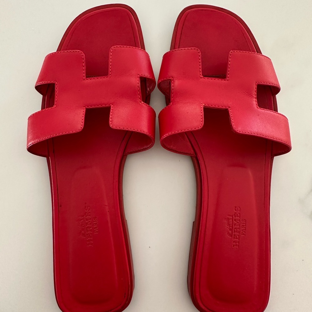 HERMES ORAN SANDALS!